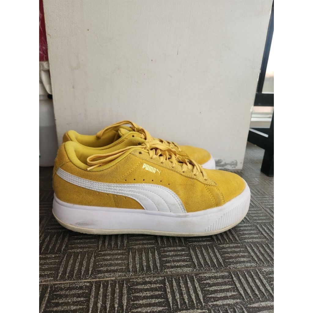 (Preloved) Puma suede mayu ori yellow