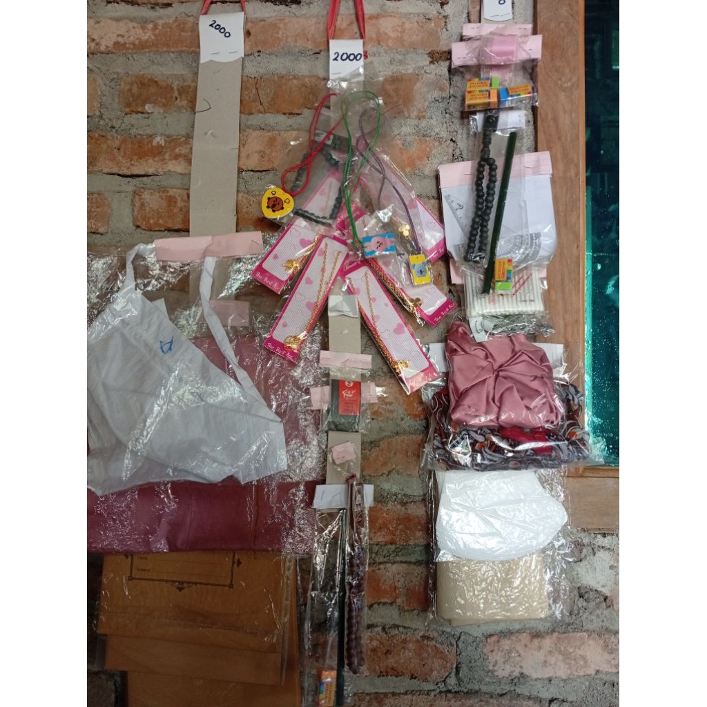 serba 2000 mainan asesoris serba 2000