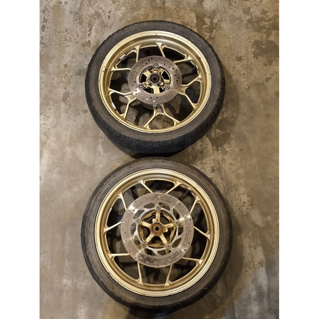 Velg Original R25 depan belakang, disk dan ban bonus saja
