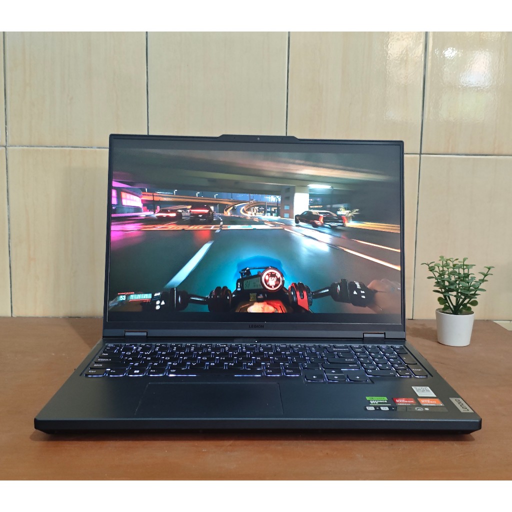 Laptop Lenovo Legion Pro 5 | RTX 4070 | Ryzen 7 7745HX