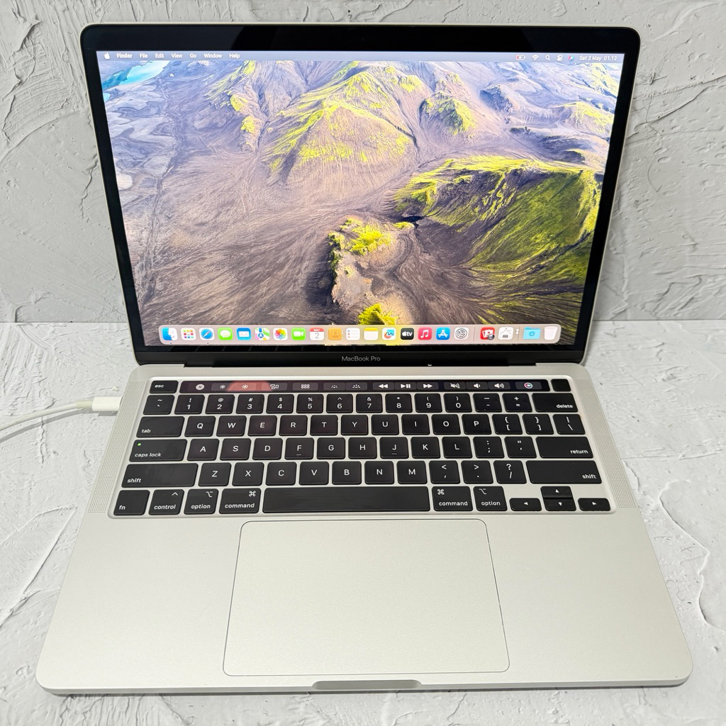 Macbook Pro Touchbar 13 inch 2020 A2251 Second Bergaransi