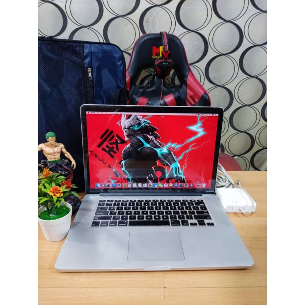 macbook RETINA Core i7 RAM 8Gb SSD 128Gb Body SLIM