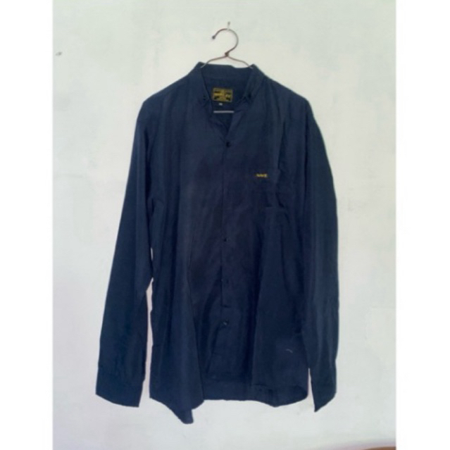 PRELOVED  Kemeja Pria Navy WAJIB BACA  DESKRIPSI 