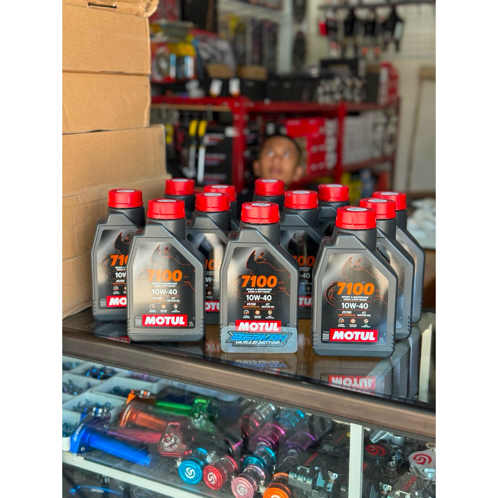 OLI MOTUL 7100 10W-40