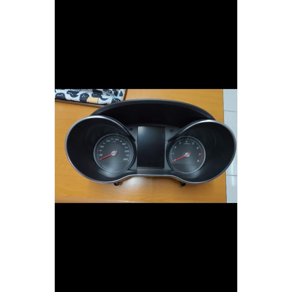 Speedometer Mercedes W205 C200 AMG