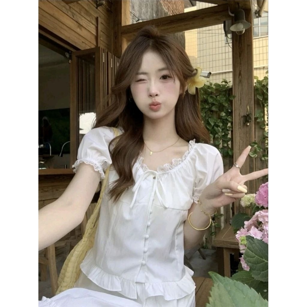 CHICMORE Atasan Lengan Pendek Puff Cute
