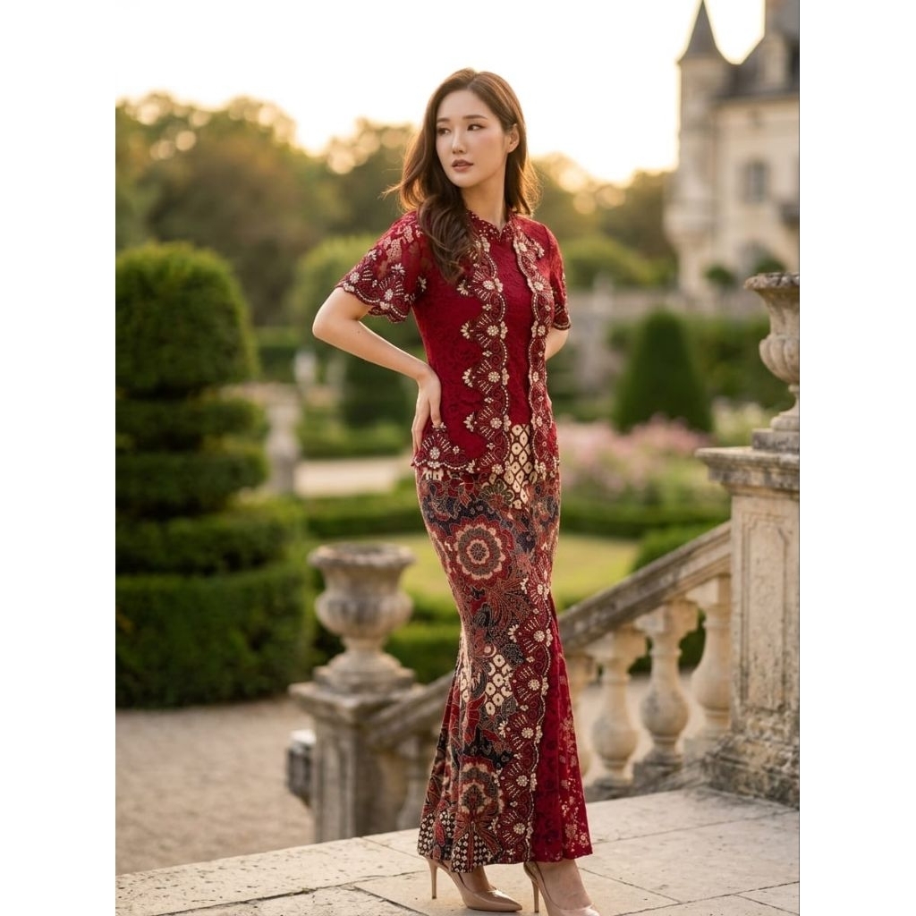 Kebaya merah maroon batik