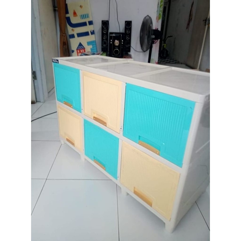 Locker box 3206