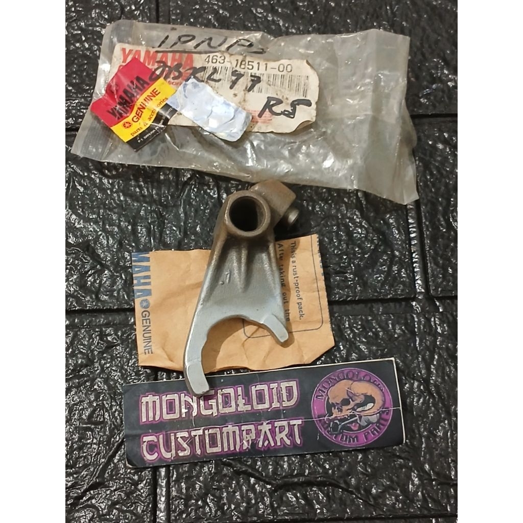 stok lama ORIGINAL JAPAN fork shift garpu capit cakip udang botolan gigi rasio YAMAHA DT100 DT125 DT