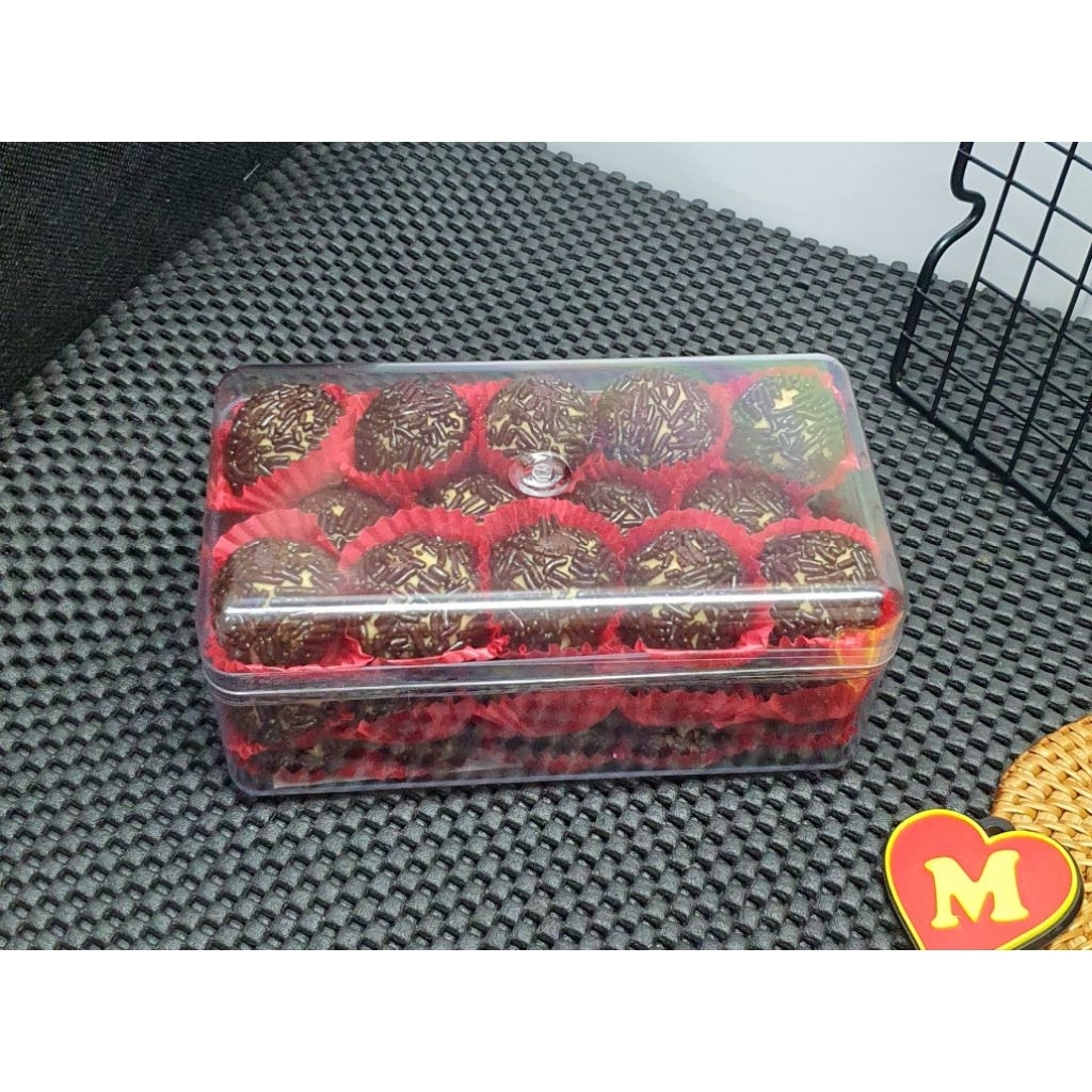 Bola Rambutan toples persegi 300gr Kue Kering Merry Cookies - Multi Prima Rasa