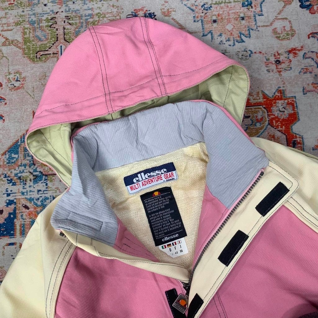 Ellesse x Goldwin Vintage tipe Multi Adventure Gear (Like New)