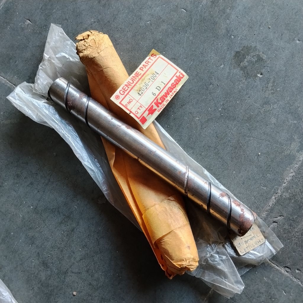 pipa bos bosh swing arm fron frok kawasaki binter merzy kz200 kz 200 ori asli nos japan