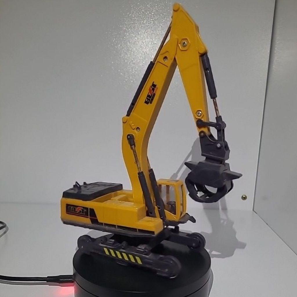 Mainan Diecast anak Excavator Capit Logging Besi Edukasi