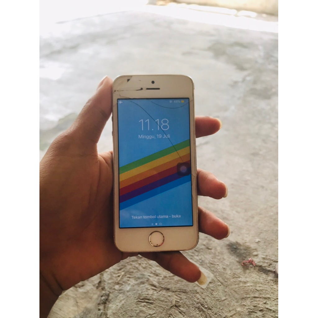 iPhone 5s Silver 16GB Second Original All Operator