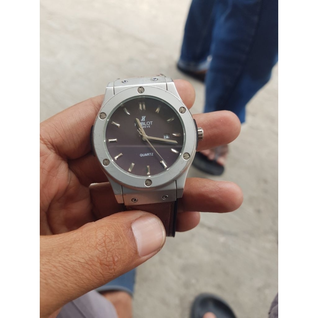 jam tangan pria hublot