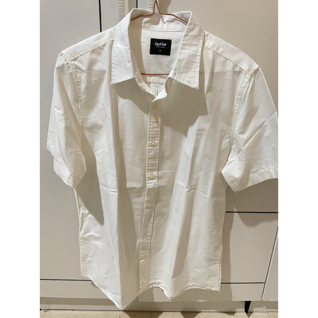 CUTOFF Lorenzo Basic Shirt Linen Premium Kemeja Pria Polos Lengan Pendek (Preloved)