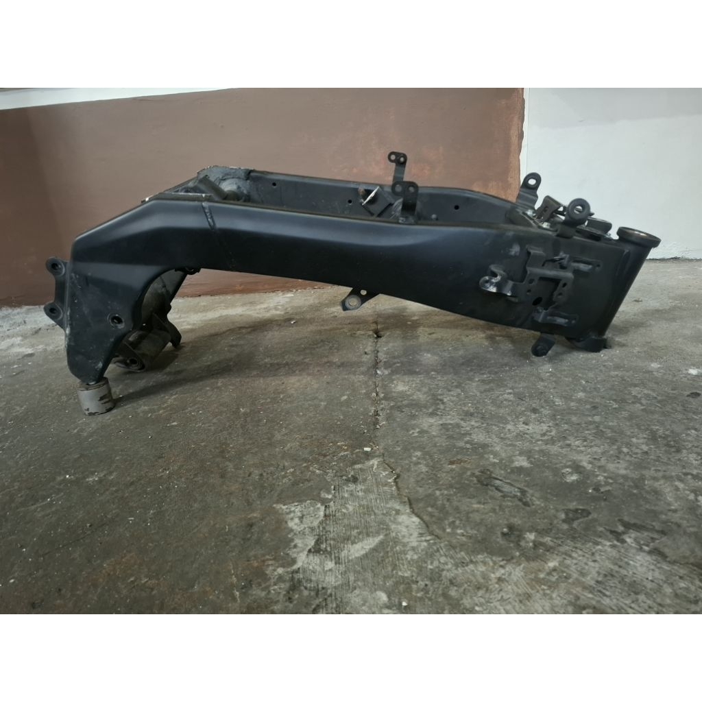 RANGKA DELTABOX XSR155 BAGIAN DEPAN