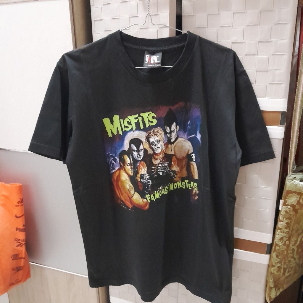 T-Shirt/Kaos Misfits - Famous Monsters