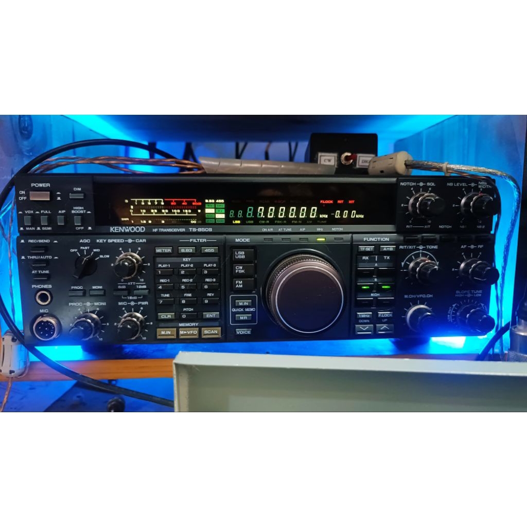 Kenwood TS 850S radio HF