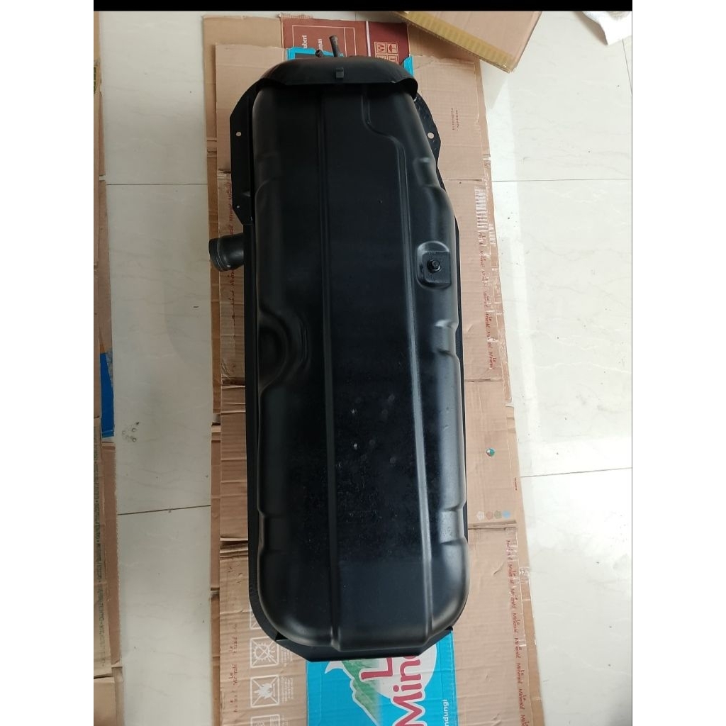 Tangki bensin Suzuki Futura karburator 1.3 Futura 1.5 Original