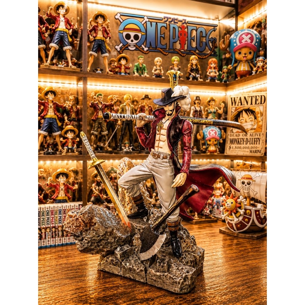 Figure Dracule Mihawk One Piece PVC Statue Anime