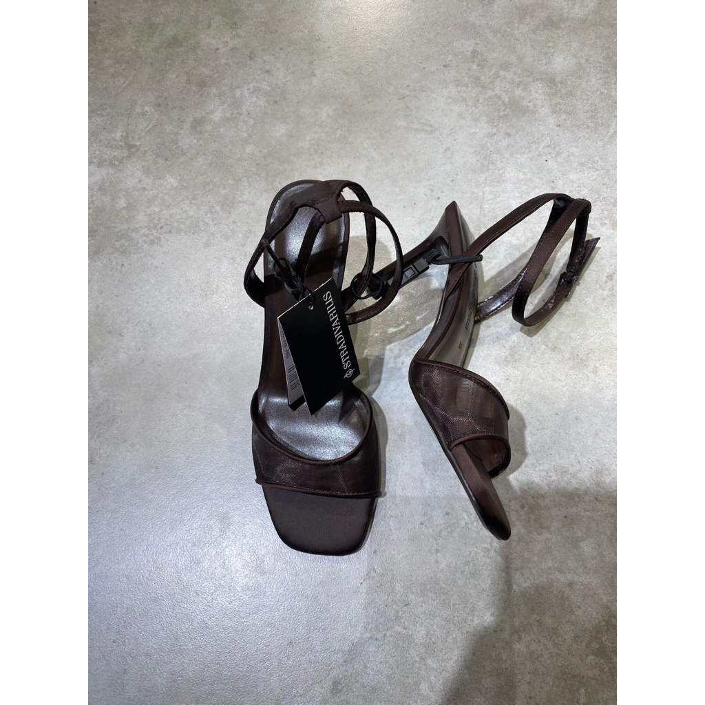 Jastip Stradivarius Sandal