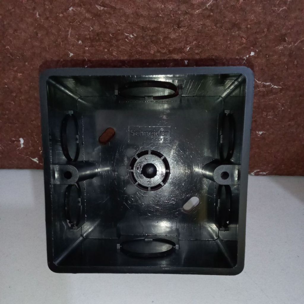Schneider Inbowdus SWB_727245 Inbow Dus Tanam Saklar dan Stop Kontak Clipsal