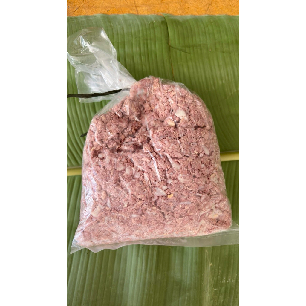 CCM Daging Ayam Giling Fresh Beku (untuk pakan lele) 1 Kg
