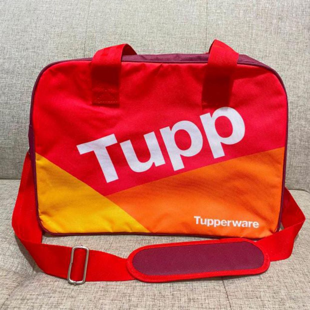 TAS TRAVEL TUPPERWARE NEW
