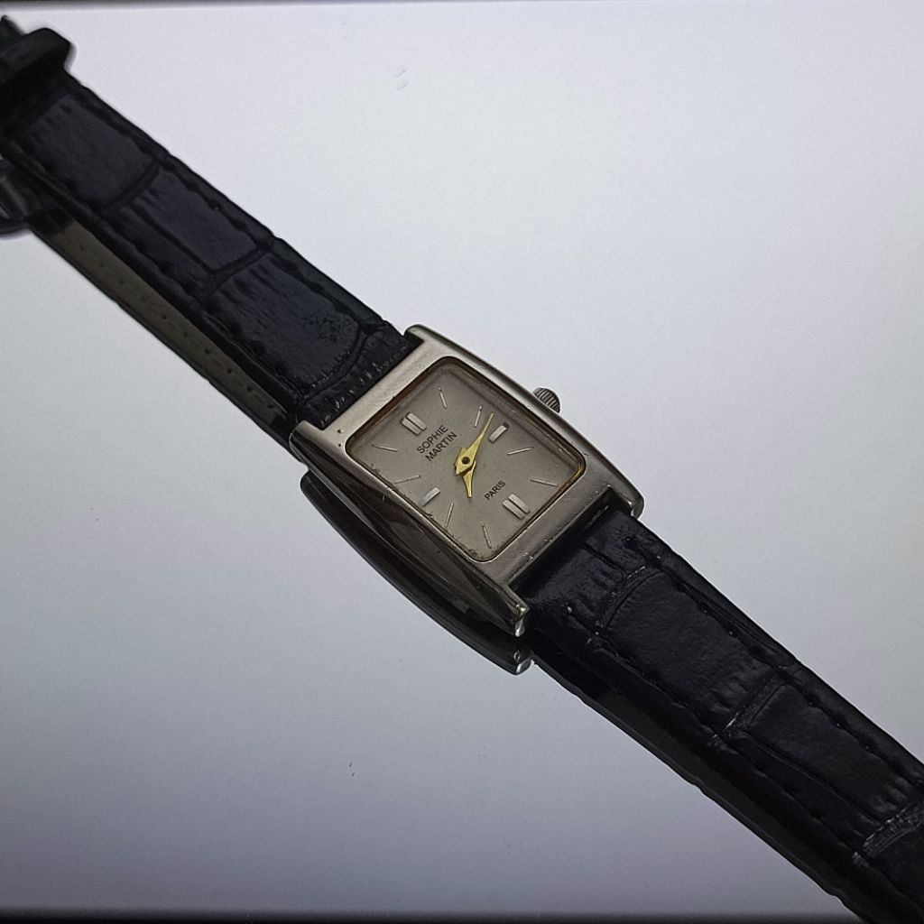 Jam Tangan Tank Shopie Martin