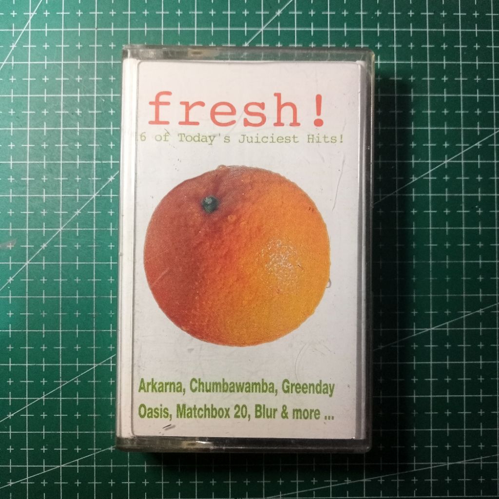 Kaset Various Artist - Fresh (Radiohead, Blur, Oasis, Suede, Green Day, The Verve, etc)