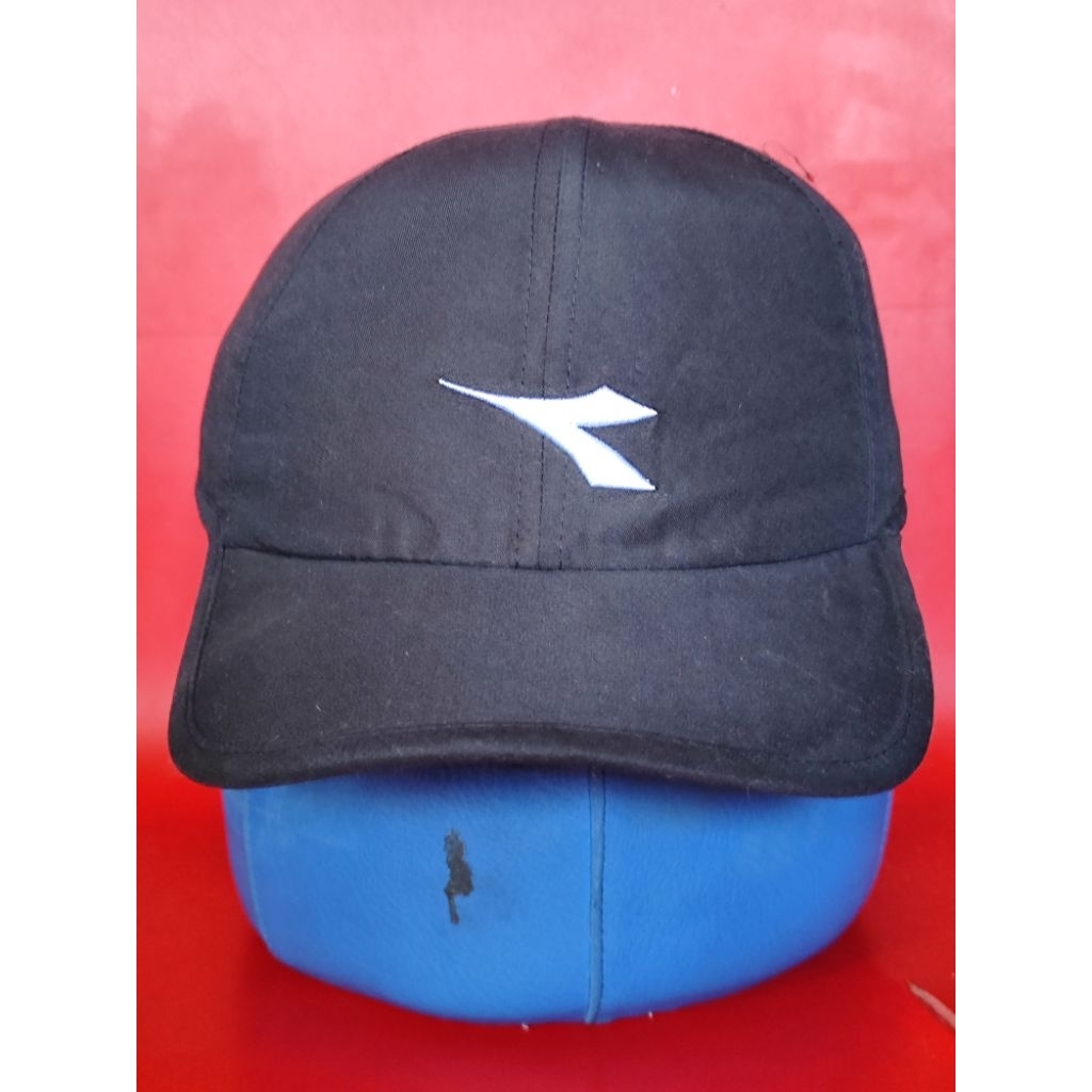 Topi Running Lari DIADORA