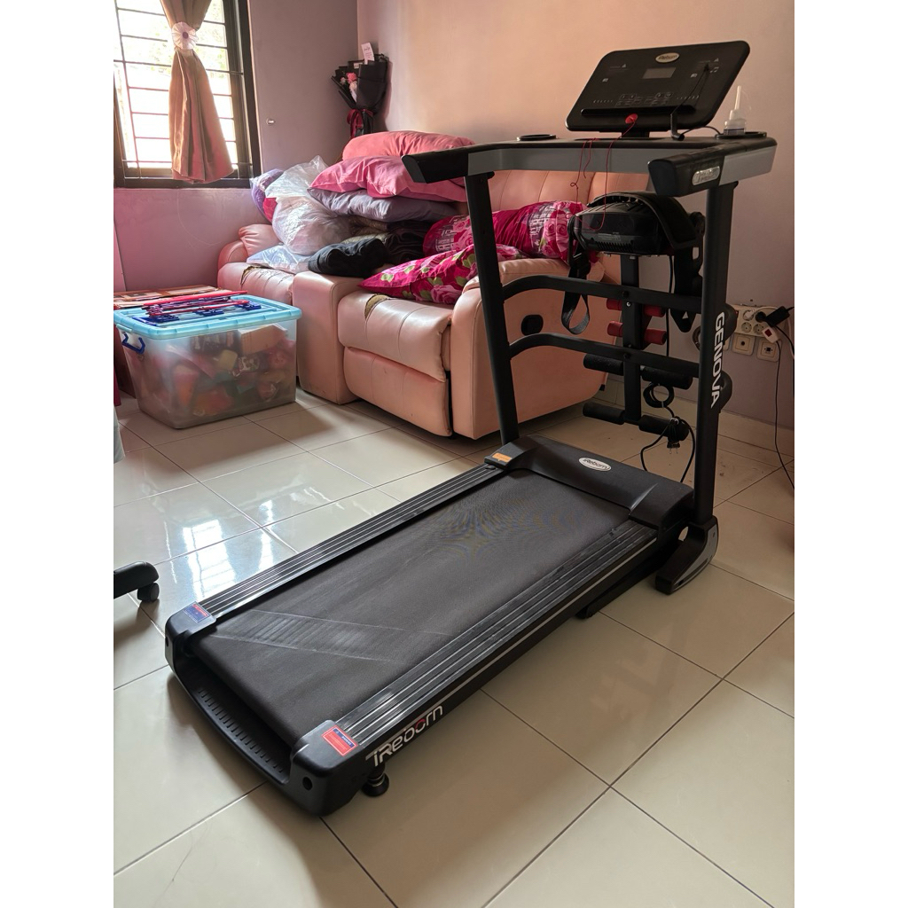 iReborn Genova Motorized Treadmill Bekas Used Preloved