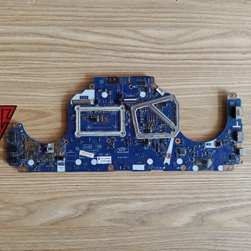 motherboard mati laptop Dell alienware 13 R2 model P65G002 core i7 gen 6