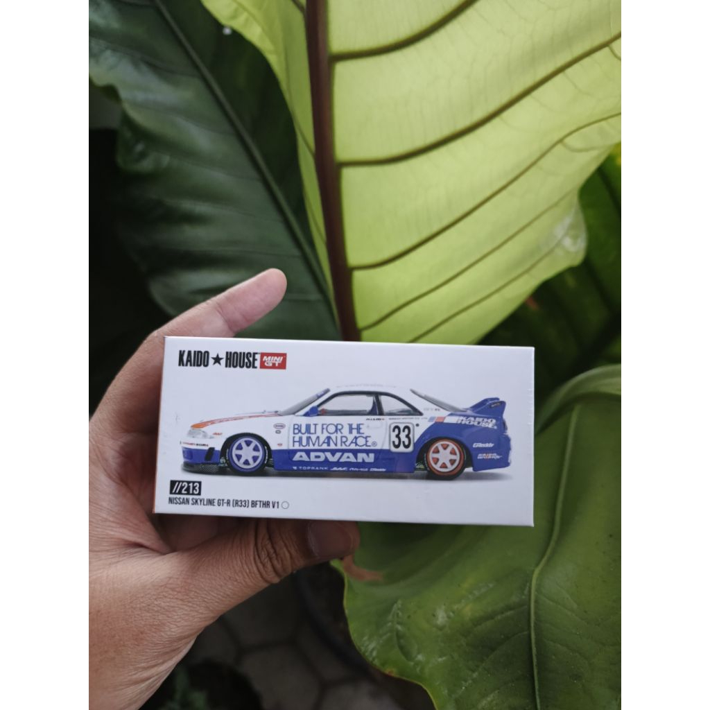 Kaido House MiniGT Nissan Skyline GT-R R33 BFTHR V1