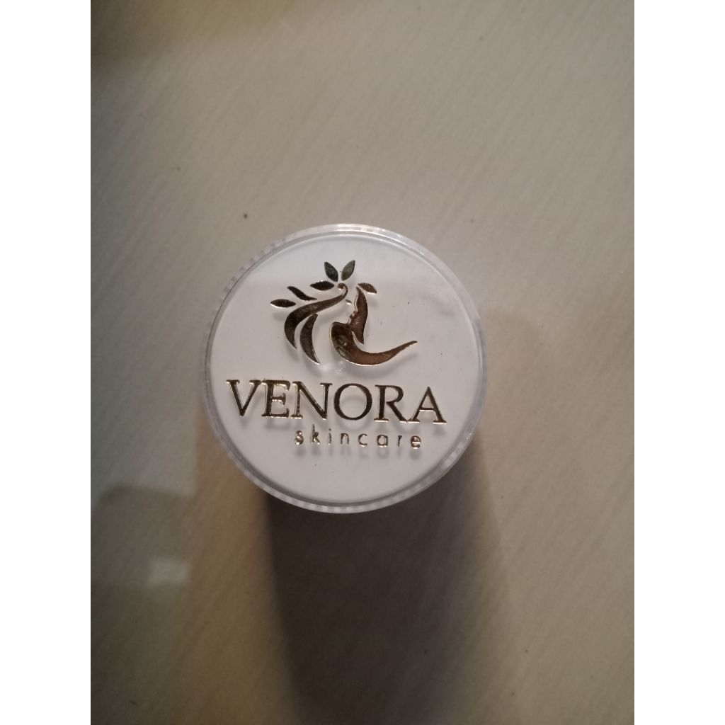Preloved Venora Whitening Day Cream / Krim Pagi Siang