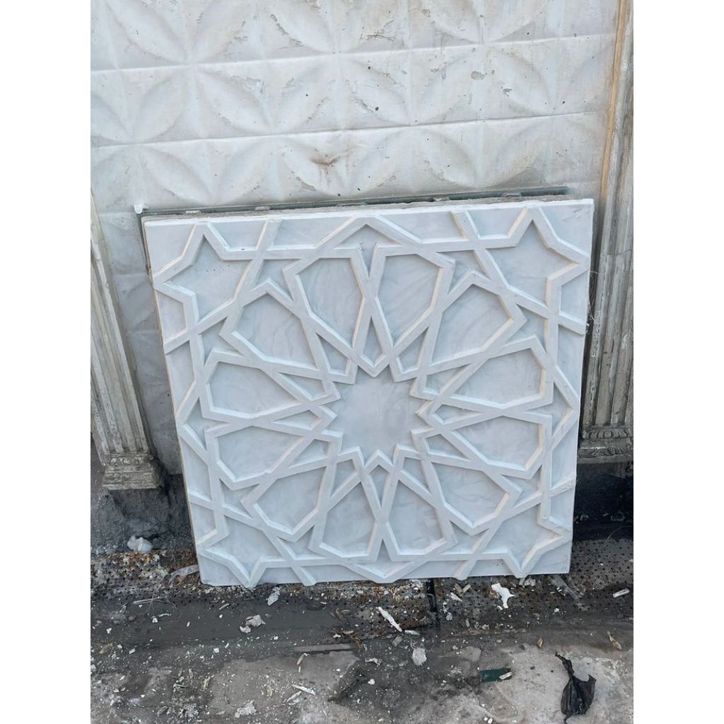 Krawangan GRC Pracetak Ornamen Dinding Luar Rumah Mewah Per Meter