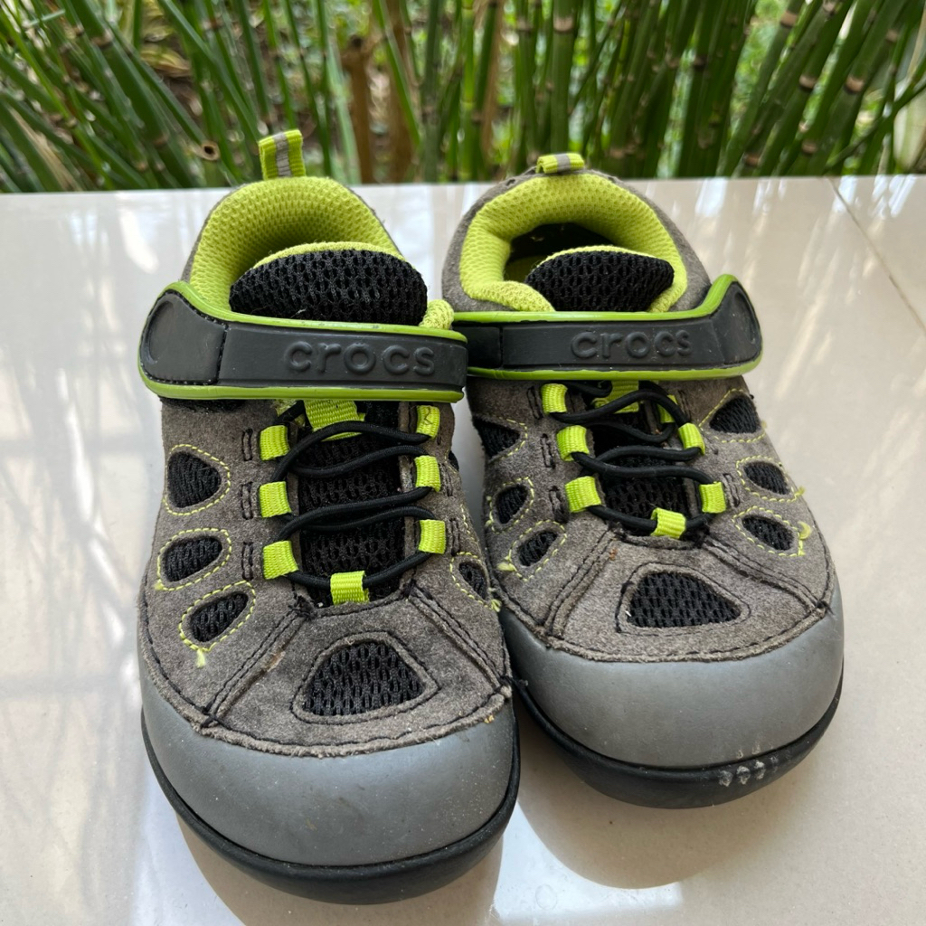 crocs stride rite boy preloved