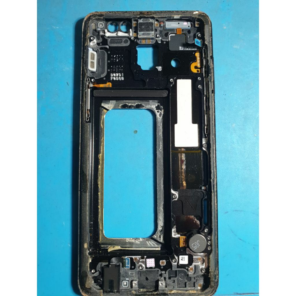 Tulang bazzel kesing Samsung a530f a8 ori copotan