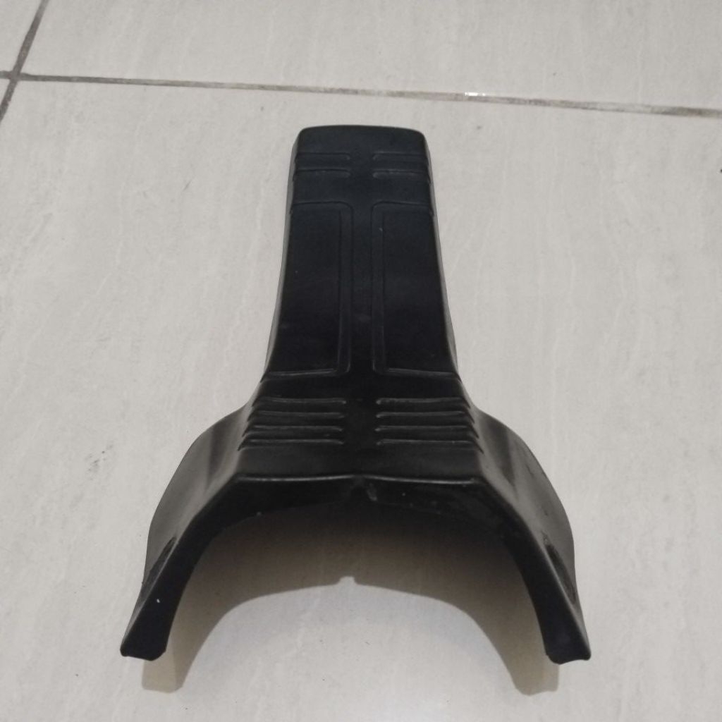 Pelana karet sayap RC100 Bravo RC 100