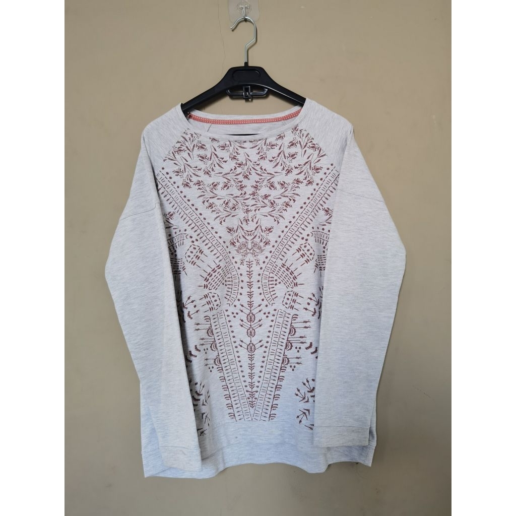 Sweater Preloved Corniche