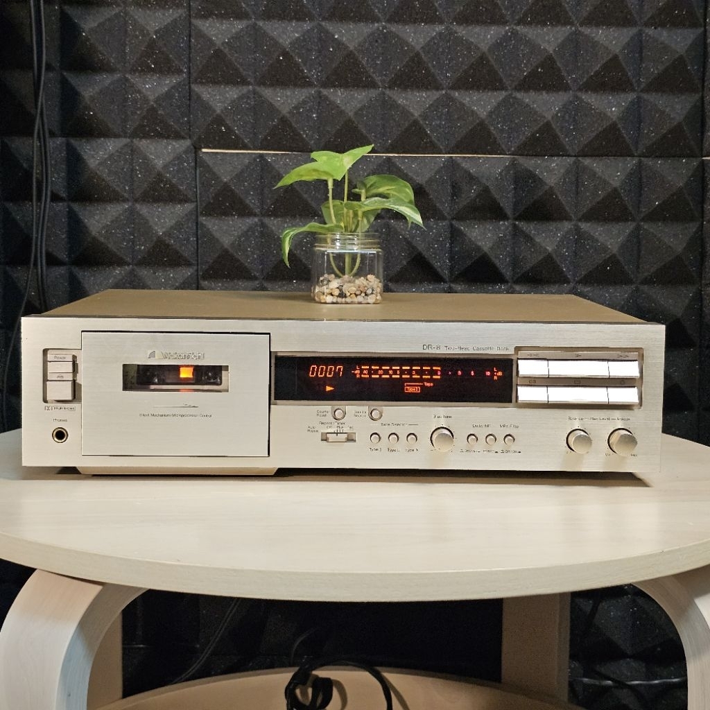 Tape Deck Nakamichi DR8 gold stereo cassette deck player pemutar pita japan