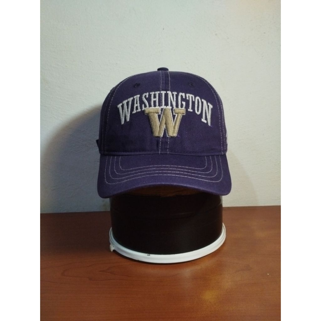 Topi Zephyr x Washington Huskies