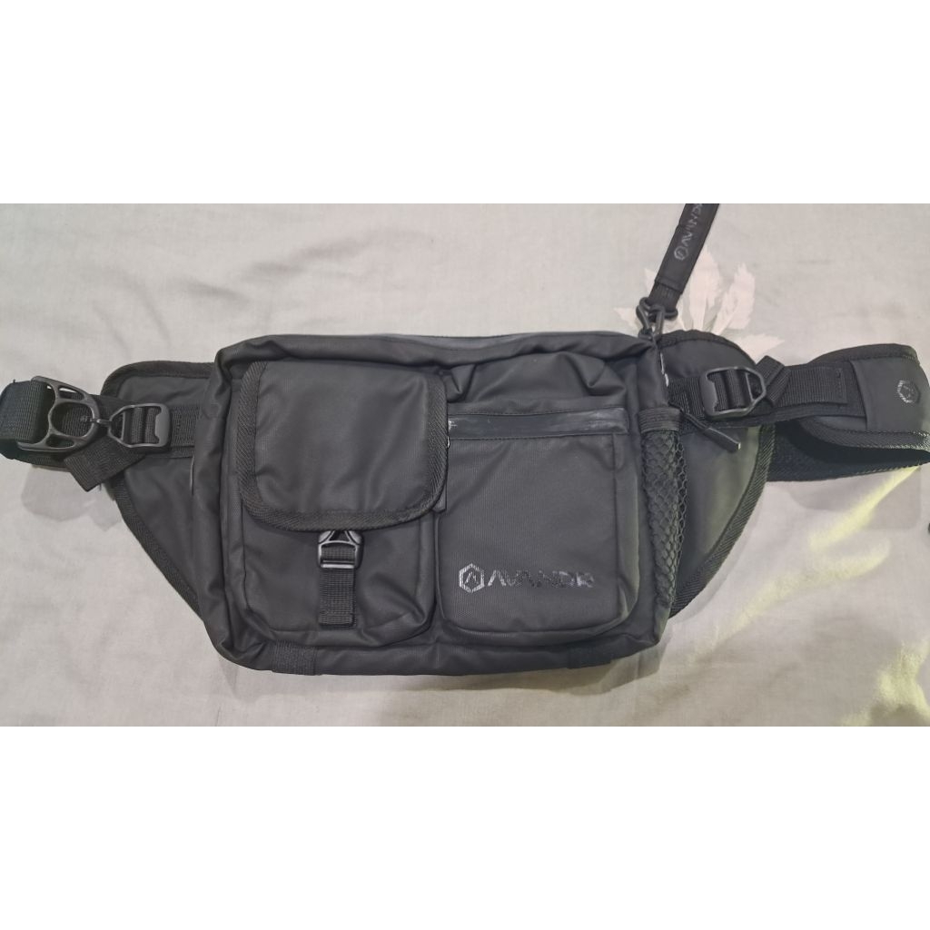 Tas Slempang Avandr SDX seken like new