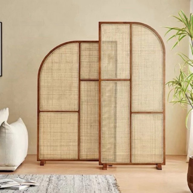 partisi penyekat ruang kayu jati kombinasi rotan / partisi rotan retro kayu / penyekat ruangan kayu