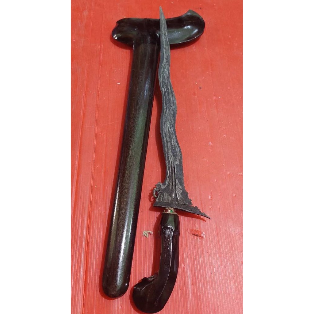 KERIS PANDAWA CINARITA
