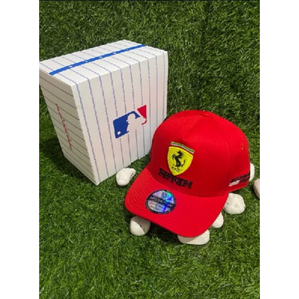 Logo Ferrari Bahan Merah Topi Premium Tag MLB / Topi Ferrari