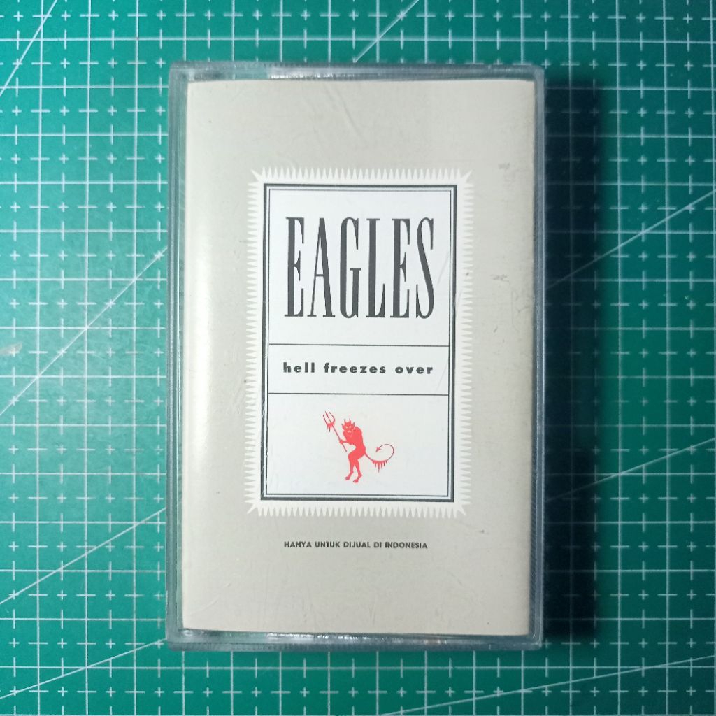 Kaset Eagles - Hell Freezes Over