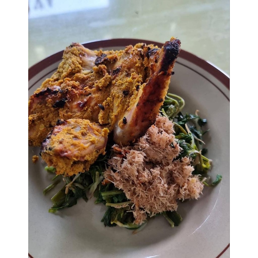 (Plemahan) Paket Ayam Panggang Utuh + Urap Urap