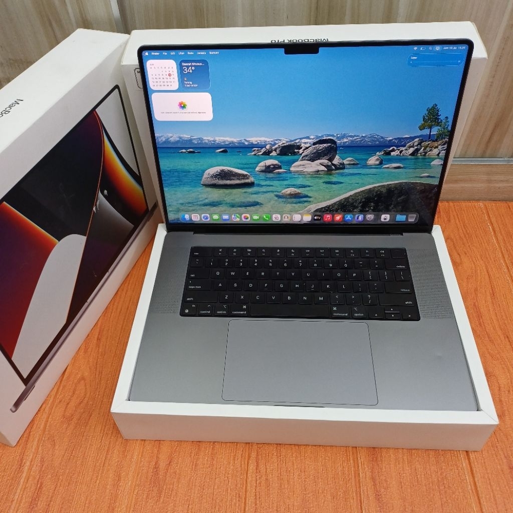 MacBook M1 Pro 16 Inch Full Set Resmi Ibox Ram 16 GB Ssd 1 TB BH Batrei 86% Cc 355 Unit Second Siap 